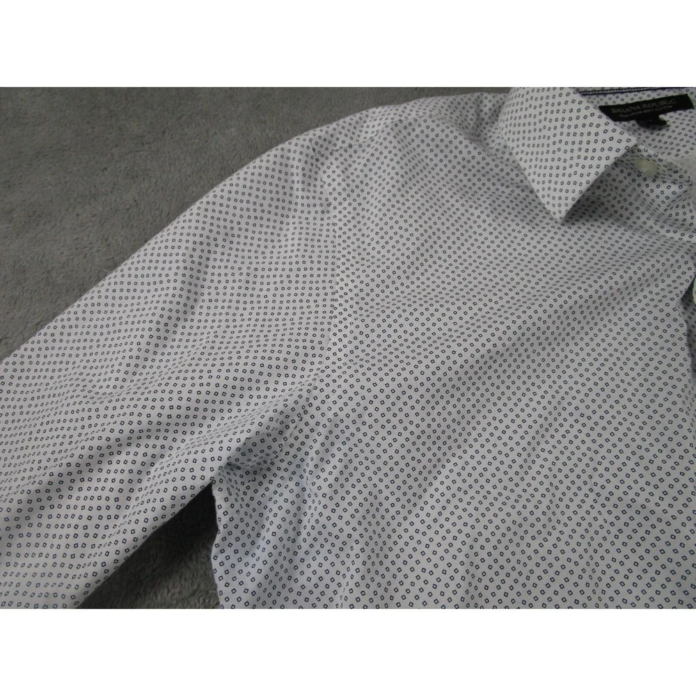 Banana Republic Shirt Mens‎ Medium White Standard Geometric Long Sleeve Preppy